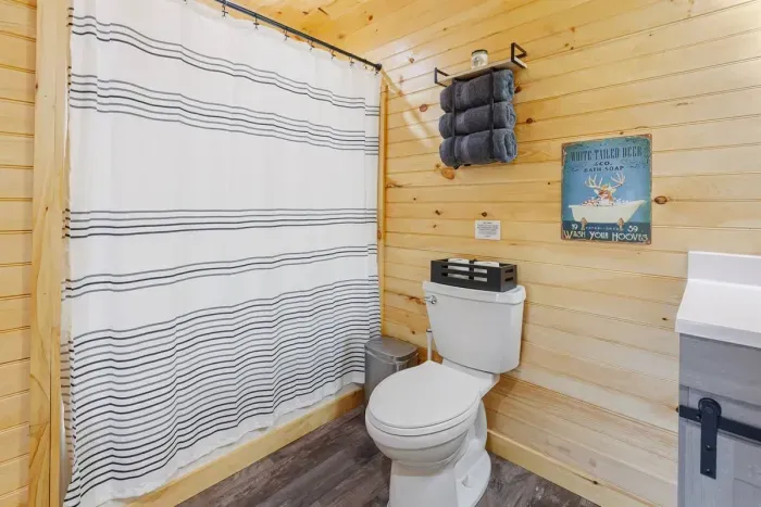 The Woodlands bathroom with tub