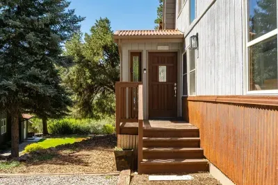 Elevated Hideaway - image 19 of 21