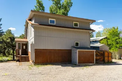 Elevated Hideaway - image 20 of 21