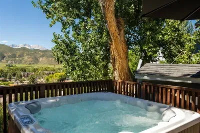Elevated Hideaway - image 3 of 21