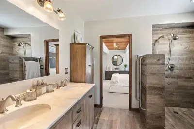 Elevated Hideaway - image 11 of 21