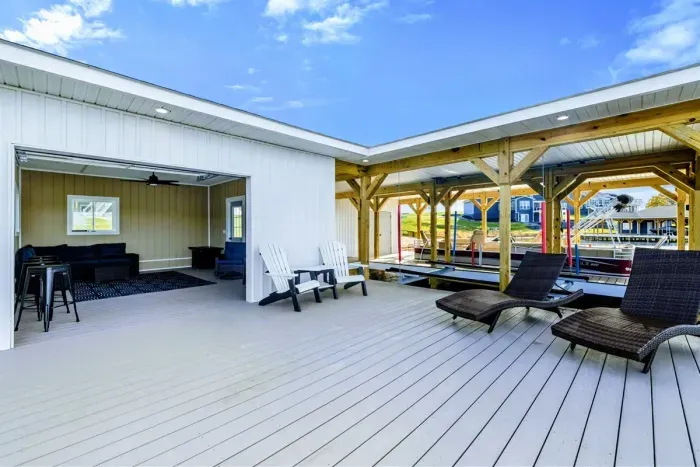 Private Pointe - image 9 of 13