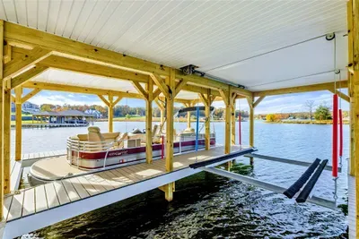 Private Pointe - image 13 of 13