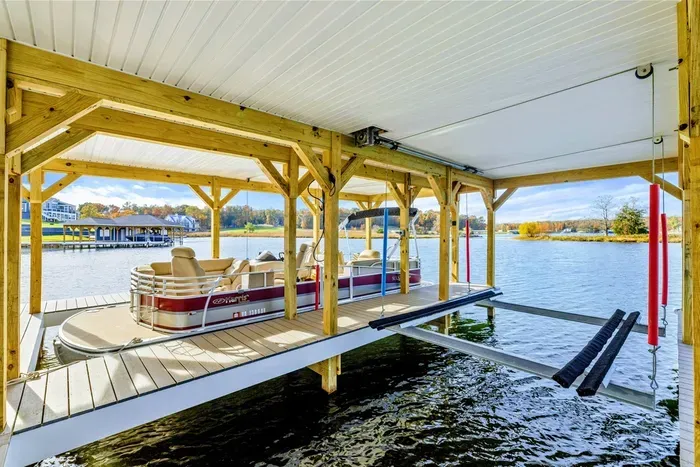 Private Pointe - image 13 of 13