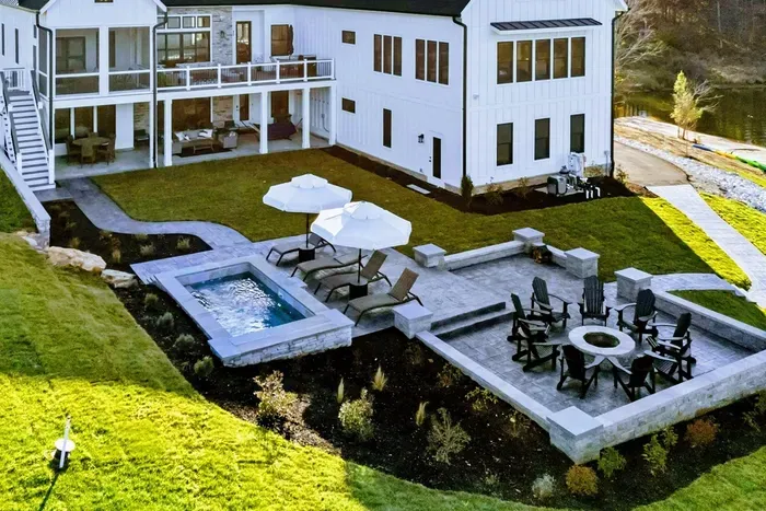 Gold Cove - image 2 of 12