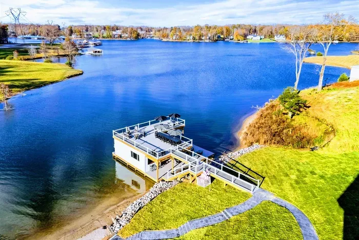 Gold Cove - image 5 of 12