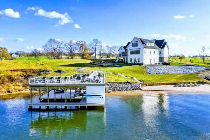 Gold Cove - image 7 of 12