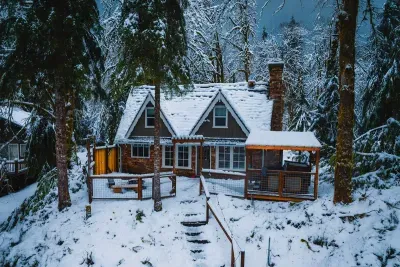 Stilly River Haus - image 9 of 12