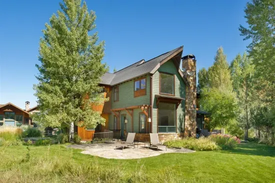 River Valley Retreat Suite Homes in Aspen