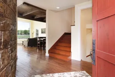 River Valley Retreat Suite Homes in Aspen - image 28 of 41