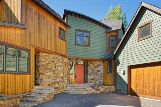 River Valley Retreat Suite Homes in Aspen