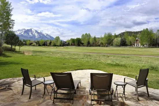 River Valley Retreat Suite Homes in Aspen