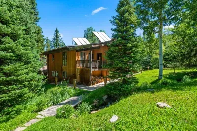 The Lupine Estate - image 41 of 44