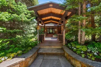 The Lupine Estate - image 20 of 44
