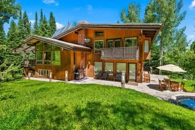 The Lupine Estate - image 22 of 44