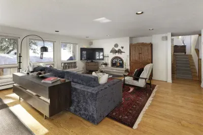 The Lupine Estate - image 28 of 44