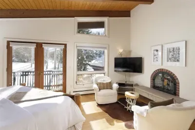 The Lupine Estate - image 26 of 44