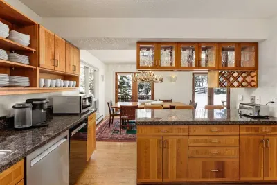 The Lupine Estate - image 29 of 44