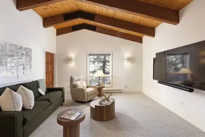 The Lupine Estate - image 30 of 44