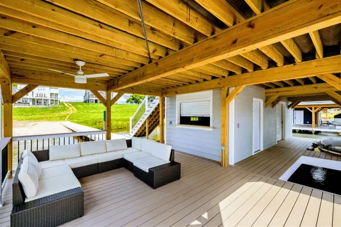 Rock Island Luxury - image 12 of 12