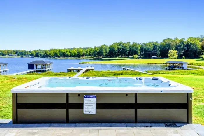 Rock Island Luxury - image 5 of 12