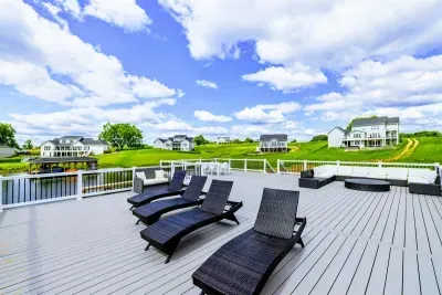 Rock Island Luxury - image 8 of 12
