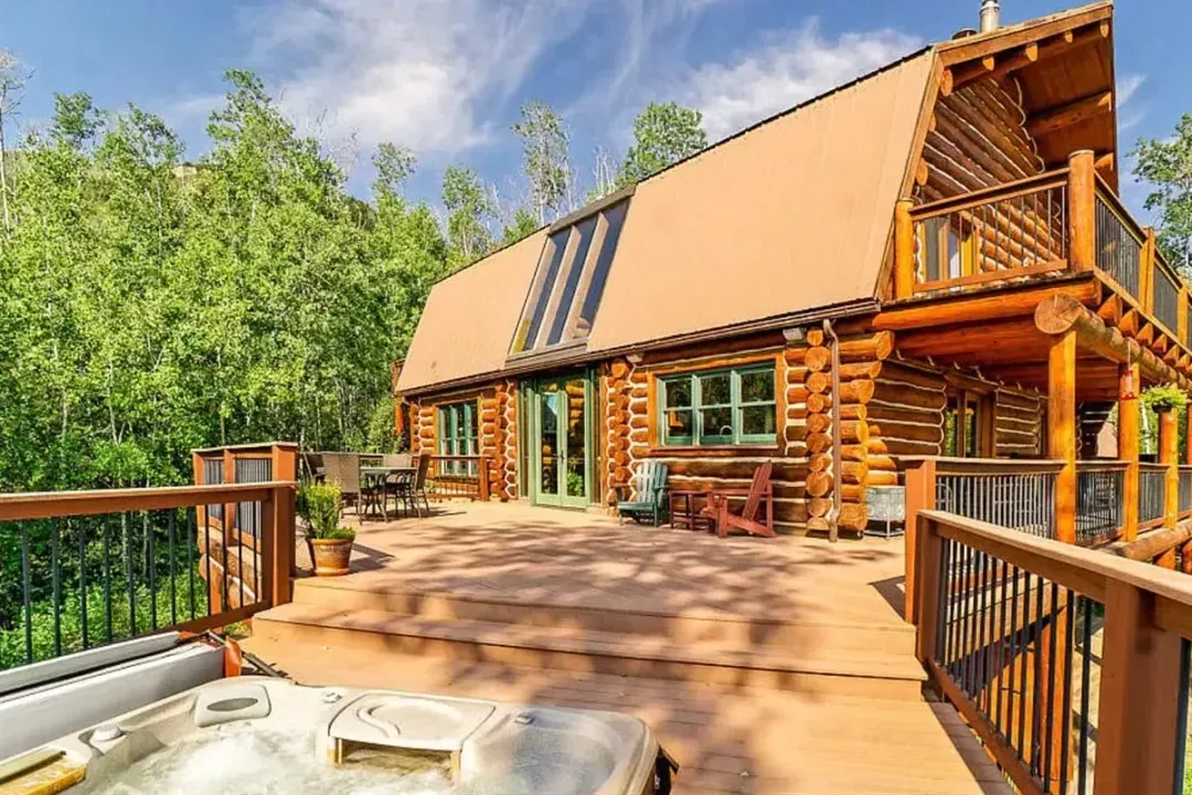 The Sun King Chalet - image 1 of 33