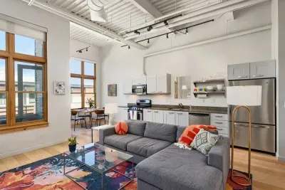 Skyline Terrace - image 3 of 19