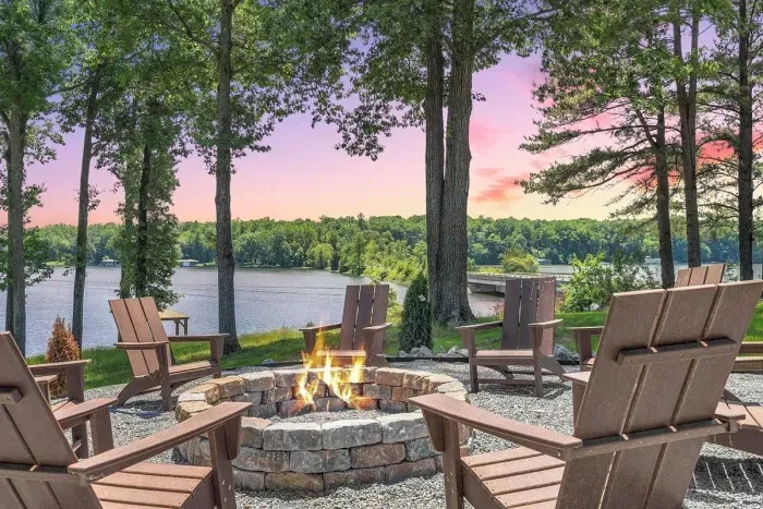 Vista Pointe Estate - image 3 of 12