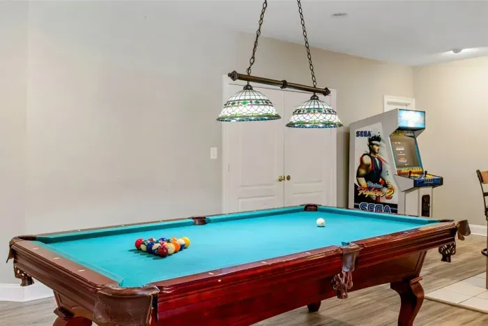 LesLee at Lake Anna - image 4 of 12