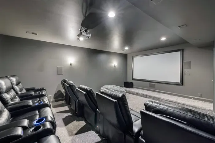 LesLee at Lake Anna - image 5 of 12