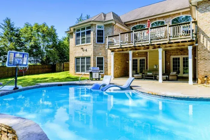 LesLee at Lake Anna - image 10 of 12