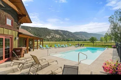 Artful Mountain Estate - image 32 of 45